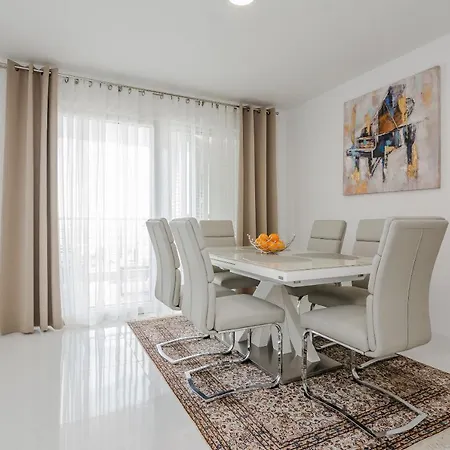 Apartment Gavran